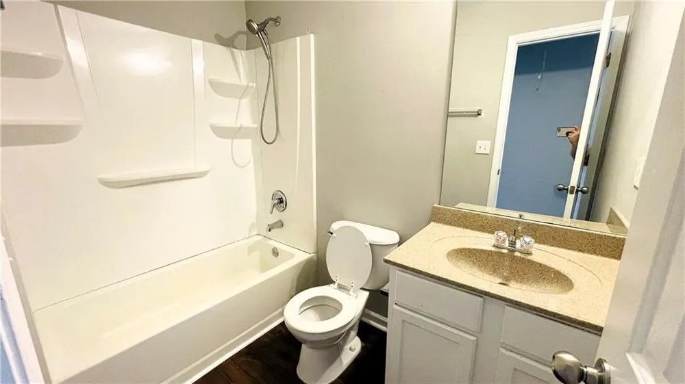 1215 Grey Rock Way Suwanee, GA 30024