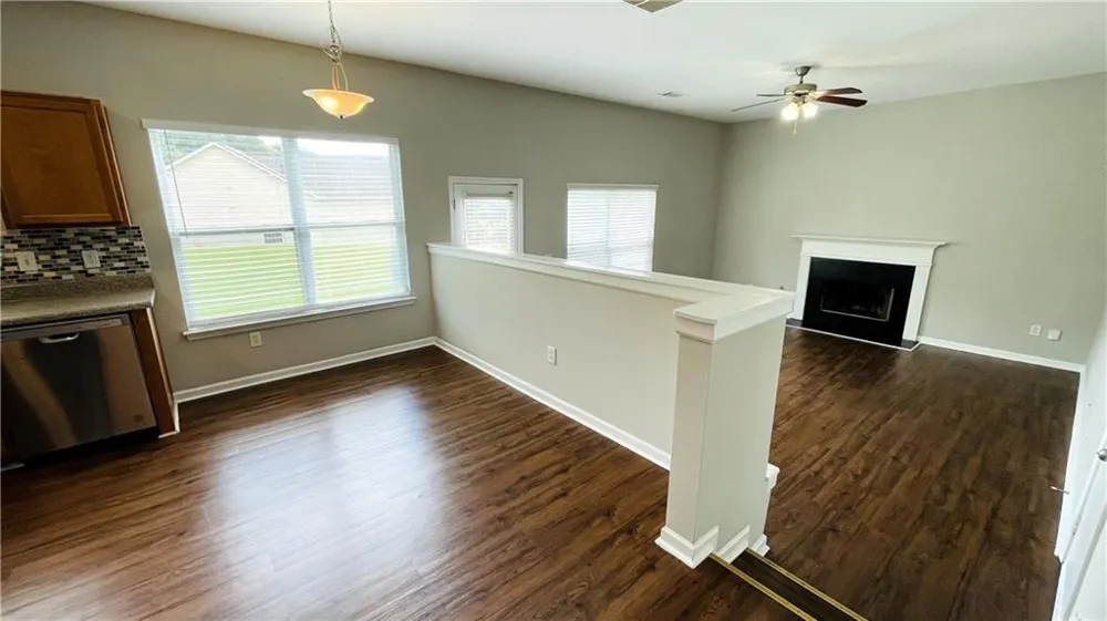 1215 Grey Rock Way Suwanee, GA 30024