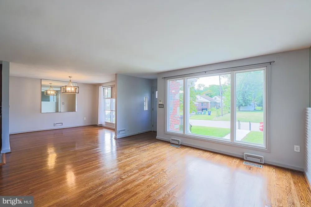 2804 HANSON AVENUE Baltimore, MD 21209
