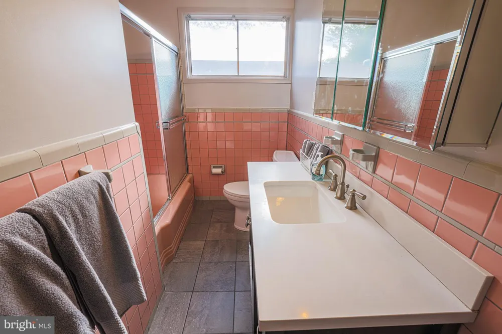 2804 HANSON AVENUE Baltimore, MD 21209