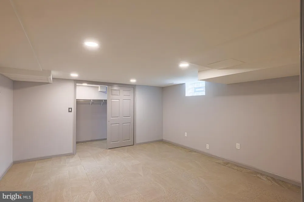 2804 HANSON AVENUE Baltimore, MD 21209