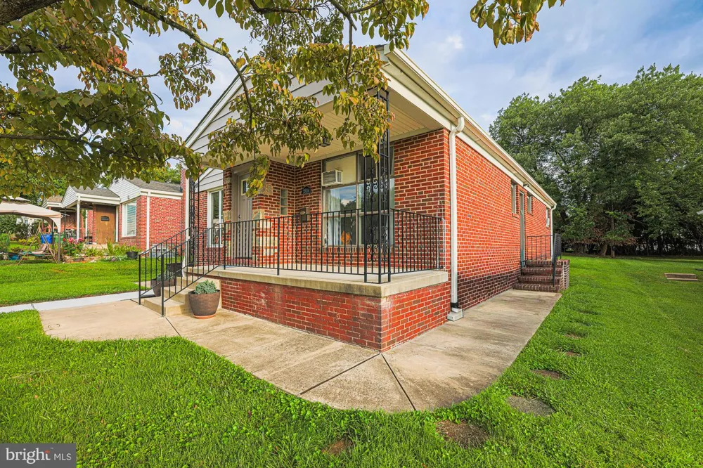 2804 HANSON AVENUE Baltimore, MD 21209
