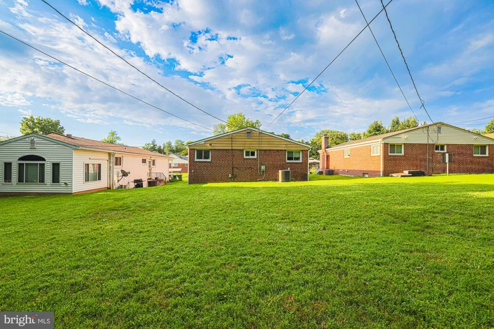2804 HANSON AVENUE Baltimore, MD 21209