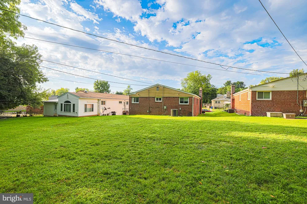 2804 HANSON AVENUE Baltimore, MD 21209