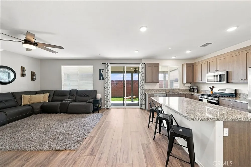 6286 Mariposa Drive Banning, CA 92220