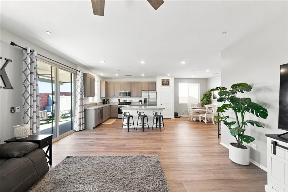 6286 Mariposa Drive Banning, CA 92220