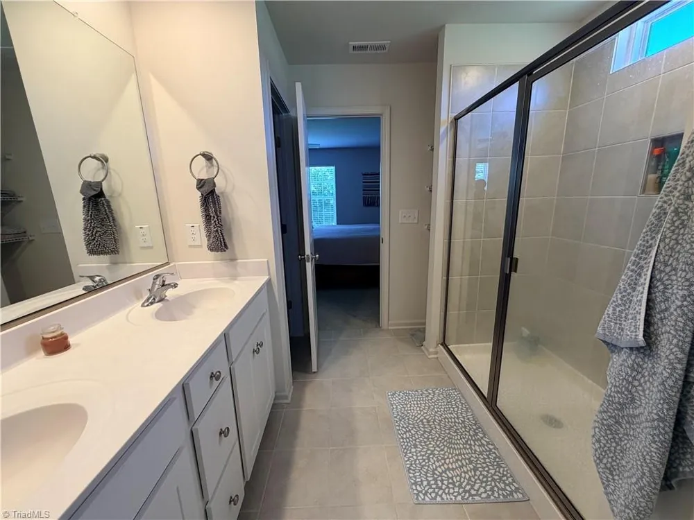 8117 Reynolda Road Pfafftown, NC 27040