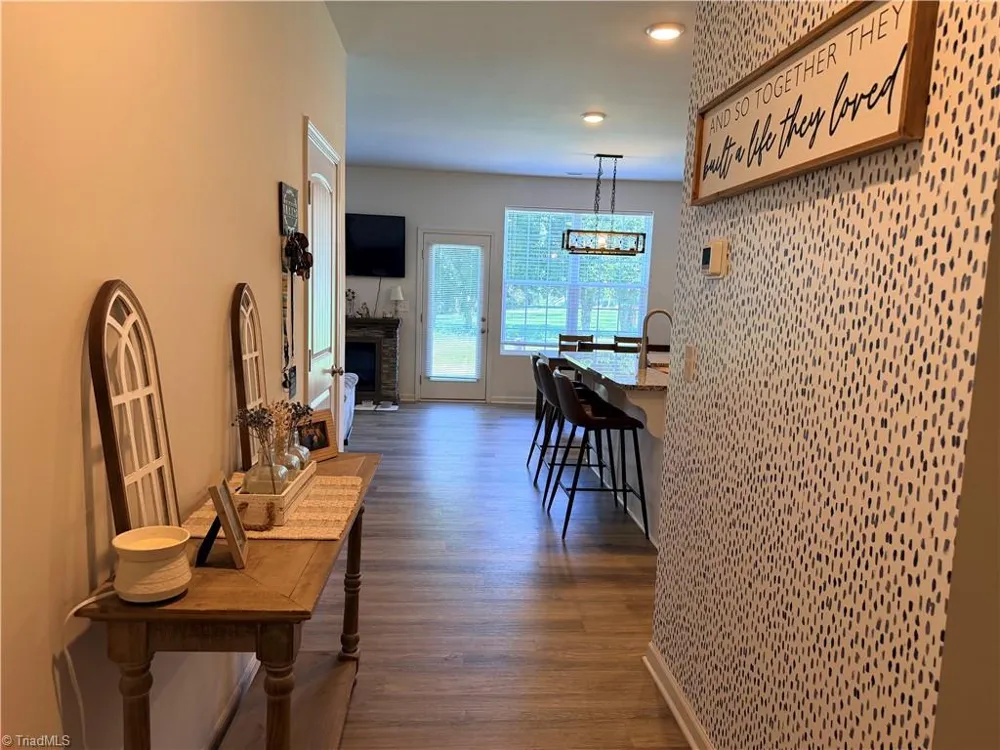 8117 Reynolda Road Pfafftown, NC 27040