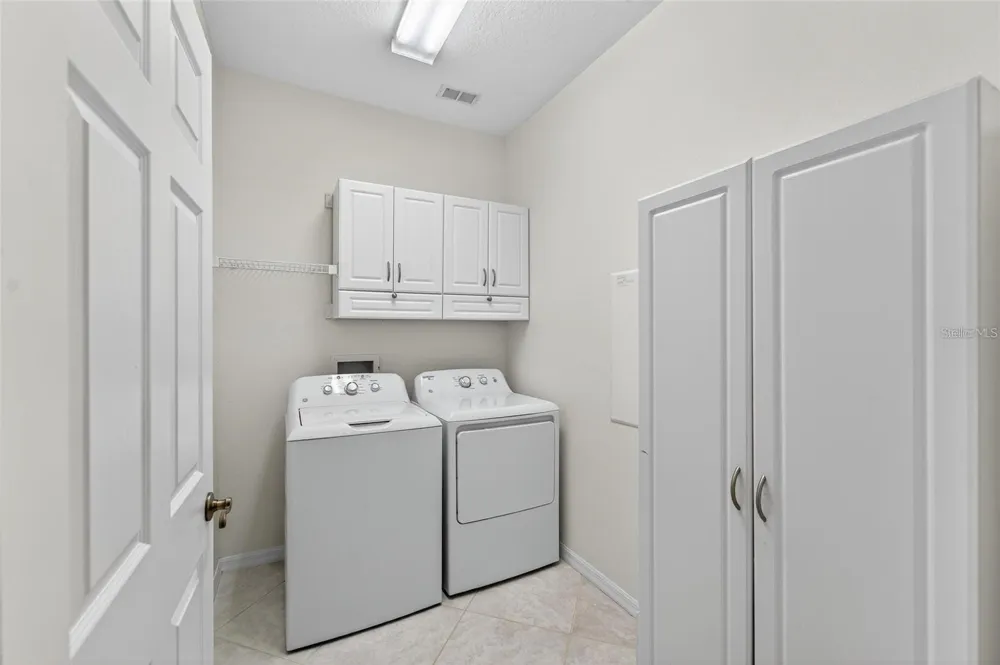 209 SELA COVE CIRCLE Apollo Beach, FL 33572