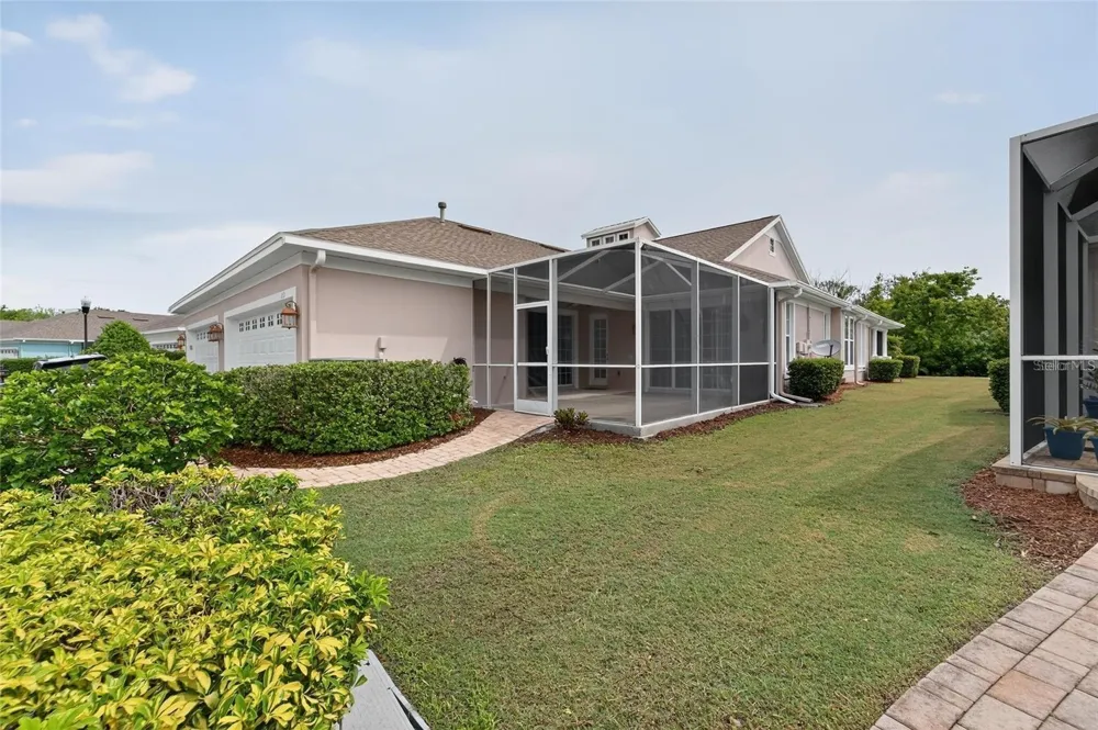 209 SELA COVE CIRCLE Apollo Beach, FL 33572