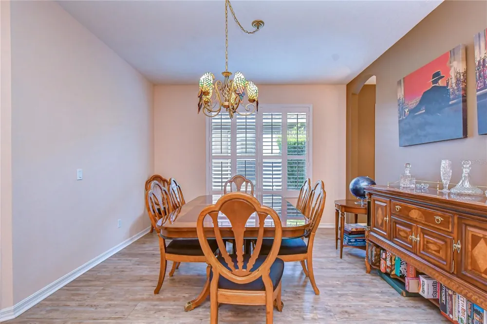 3246 STONEBRIDGE TRAIL Valrico, FL 33596