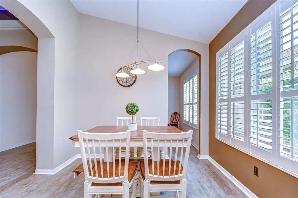 3246 STONEBRIDGE TRAIL Valrico, FL 33596