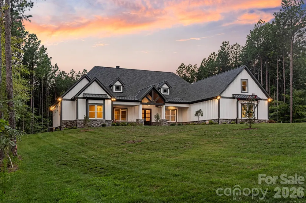 154 Emerald Creek Drive Troutman, NC 28166