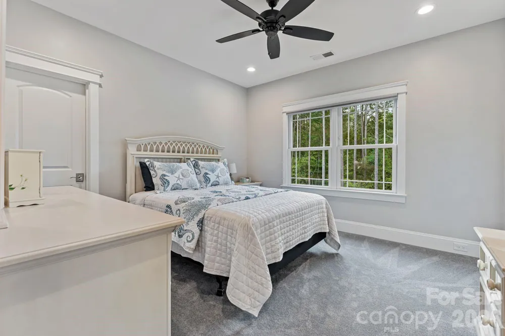 154 Emerald Creek Drive Troutman, NC 28166