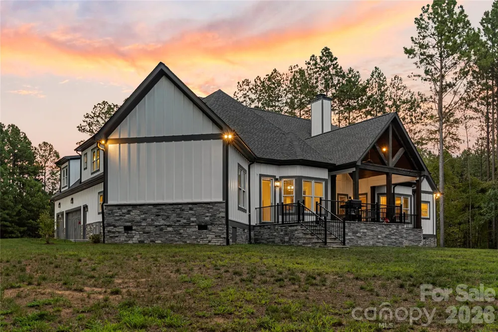 154 Emerald Creek Drive Troutman, NC 28166