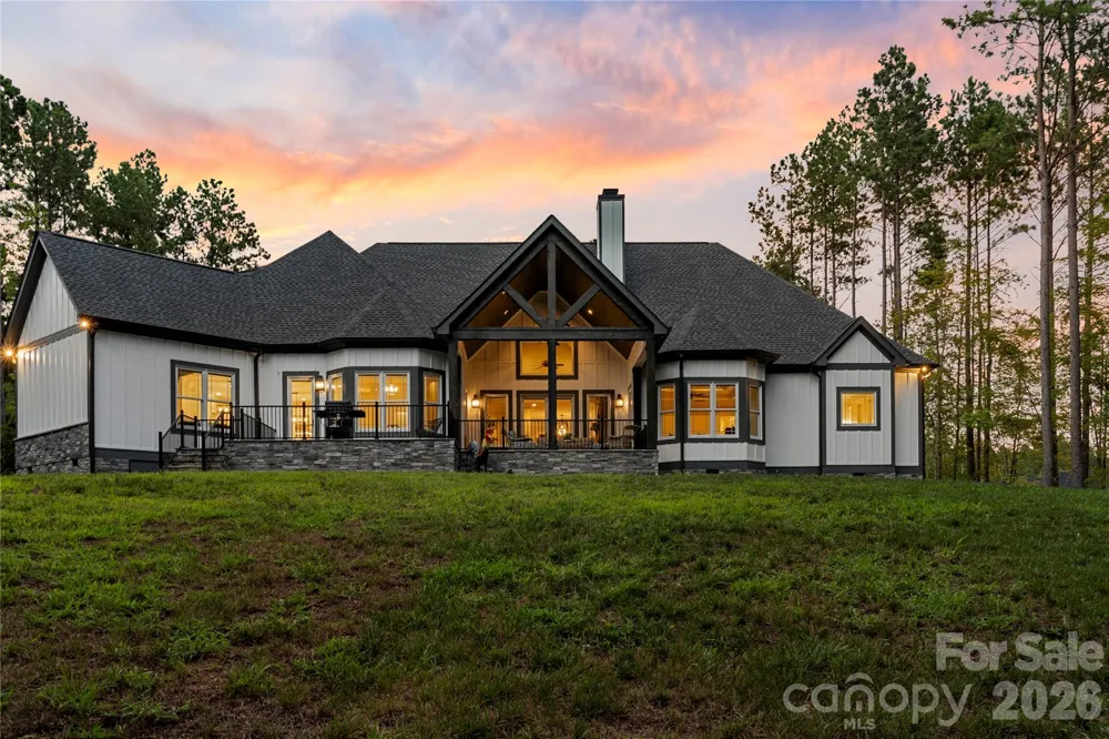 154 Emerald Creek Drive Troutman, NC 28166