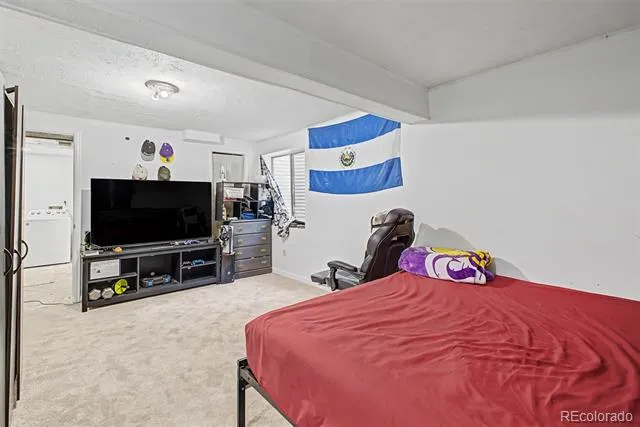 884 Madison Way Bennett, CO 80102