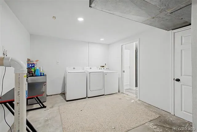 884 Madison Way Bennett, CO 80102