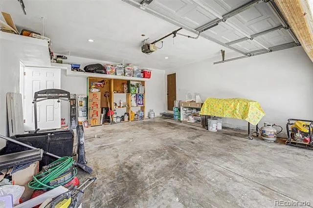 884 Madison Way Bennett, CO 80102
