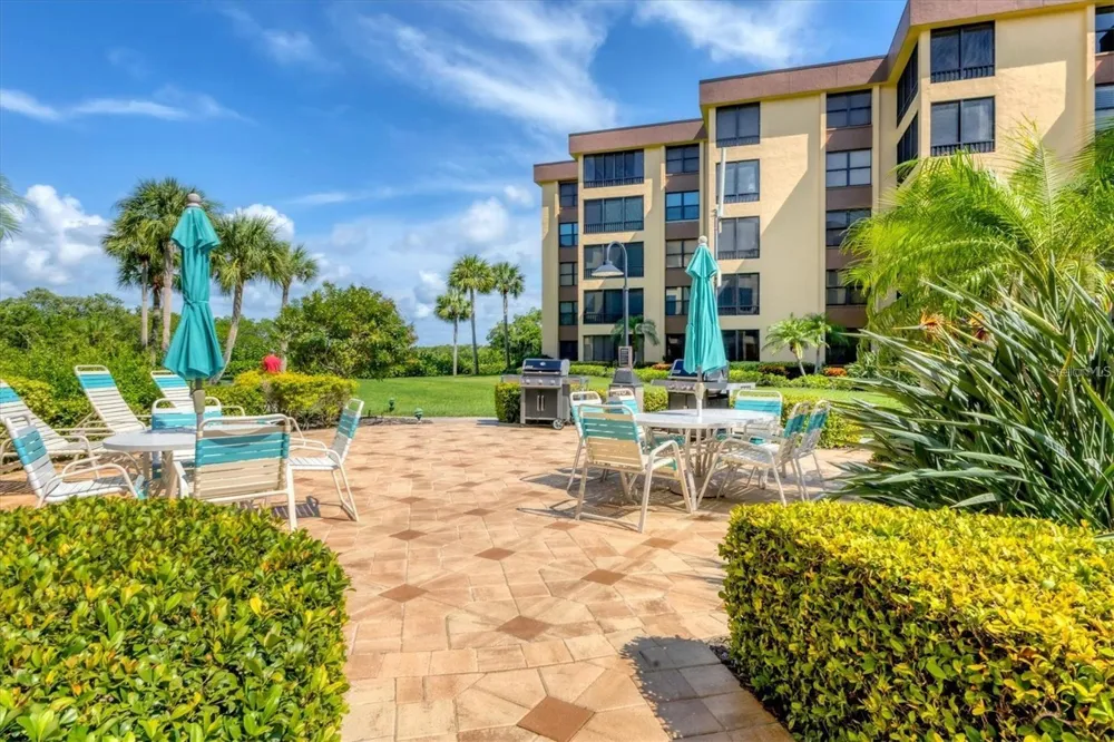 8776 MIDNIGHT PASS ROAD #C307 Sarasota, FL 34242