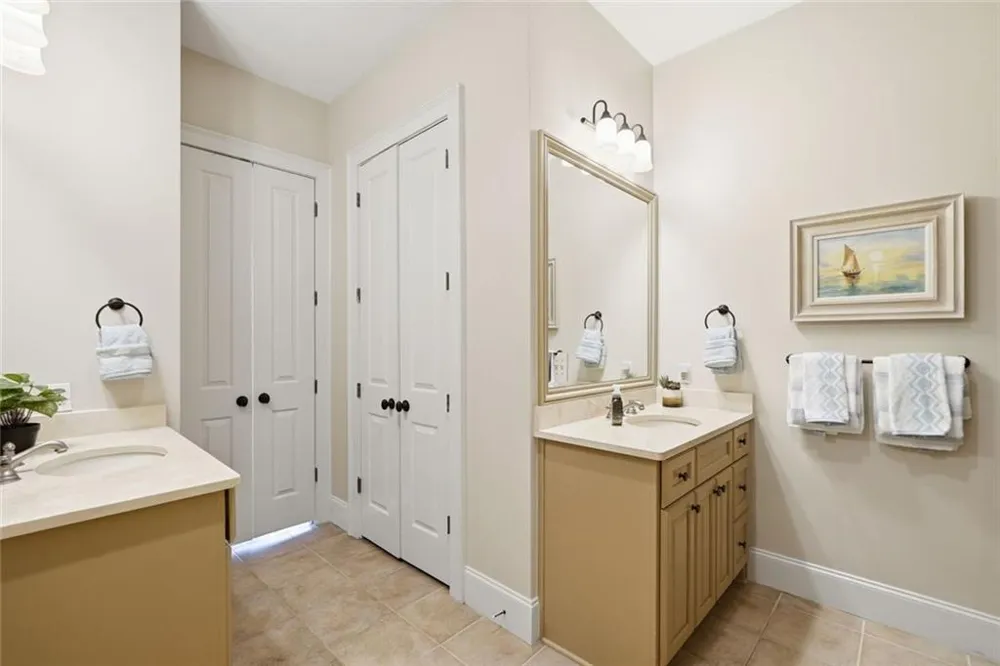 360 Chambers Street #456 Woodstock, GA 30188