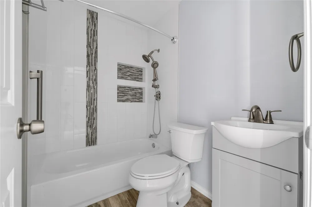 812 W Grubb Drive Mesquite, TX 75149
