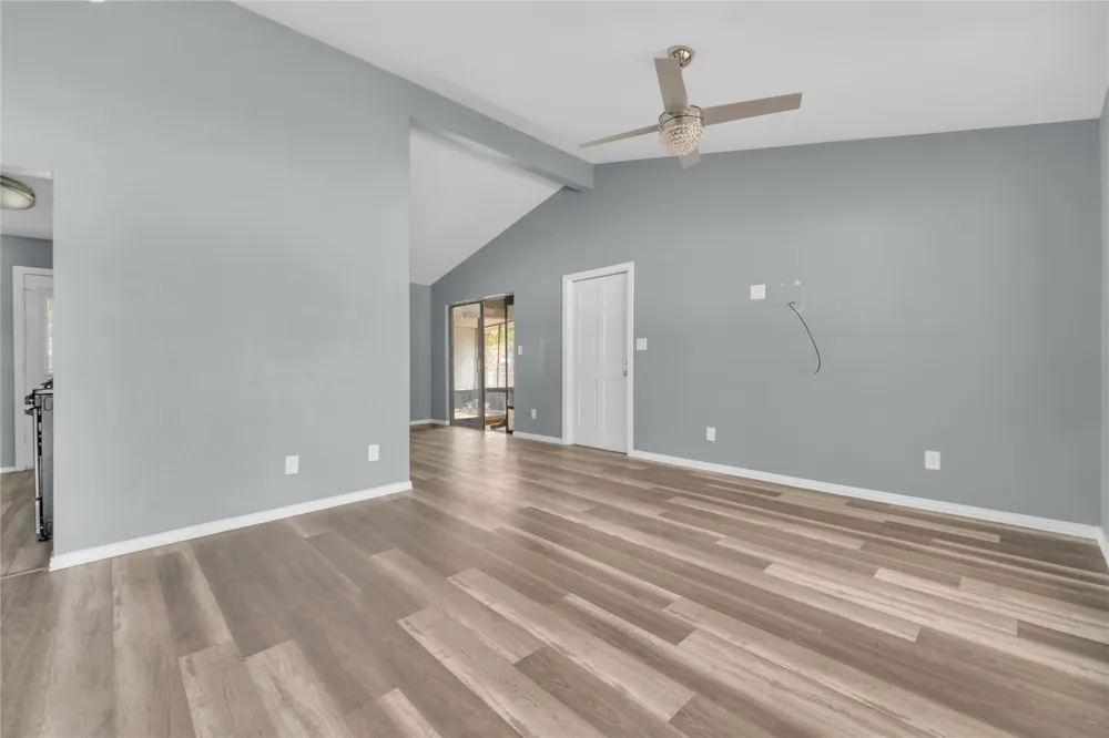812 W Grubb Drive Mesquite, TX 75149