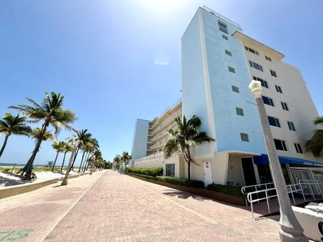 300 OREGON STREET #506 Hollywood, FL 33019