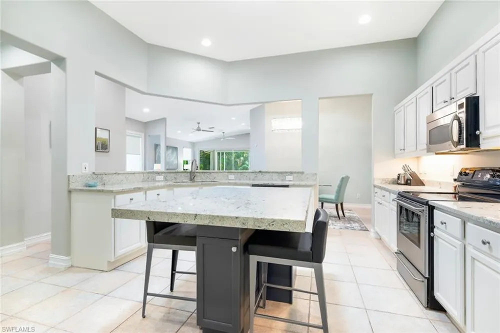682 Catamaran Court Naples, FL 34110