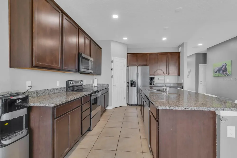 2172 BUR OAK BOULEVARD St Cloud, FL 34771