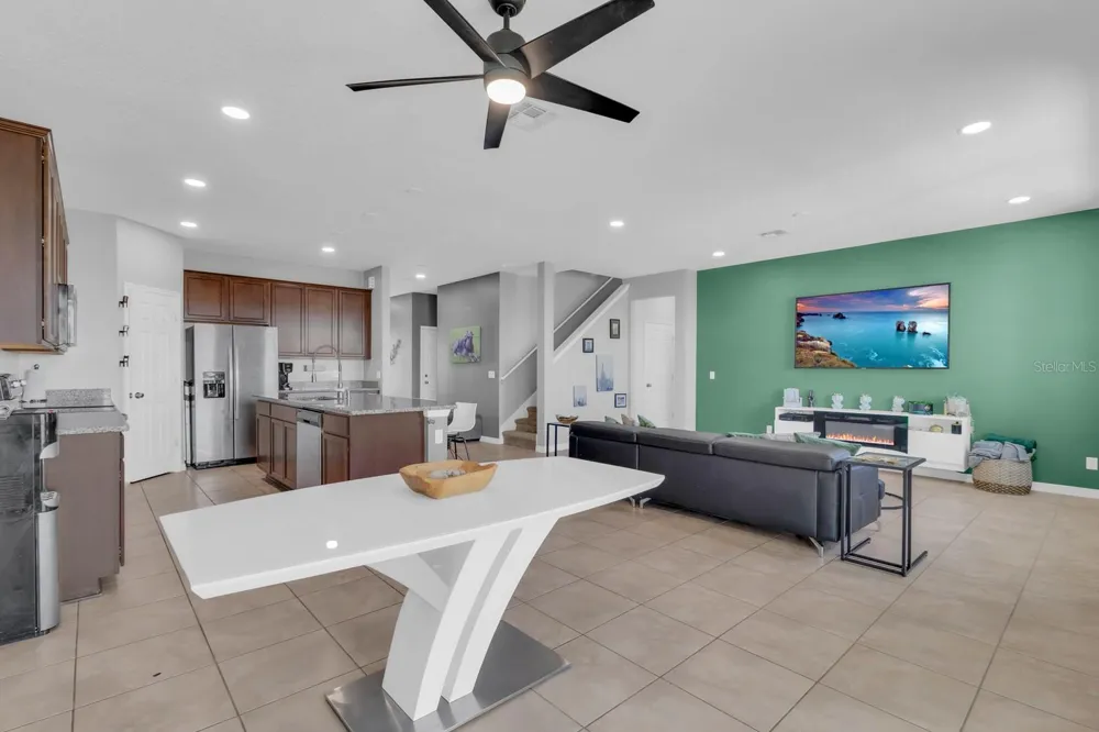 2172 BUR OAK BOULEVARD St Cloud, FL 34771