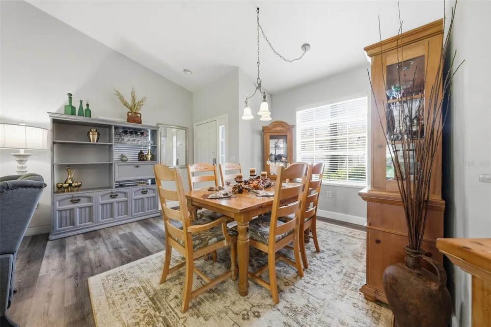 5418 COMPASS POINT Oxford, FL 34484
