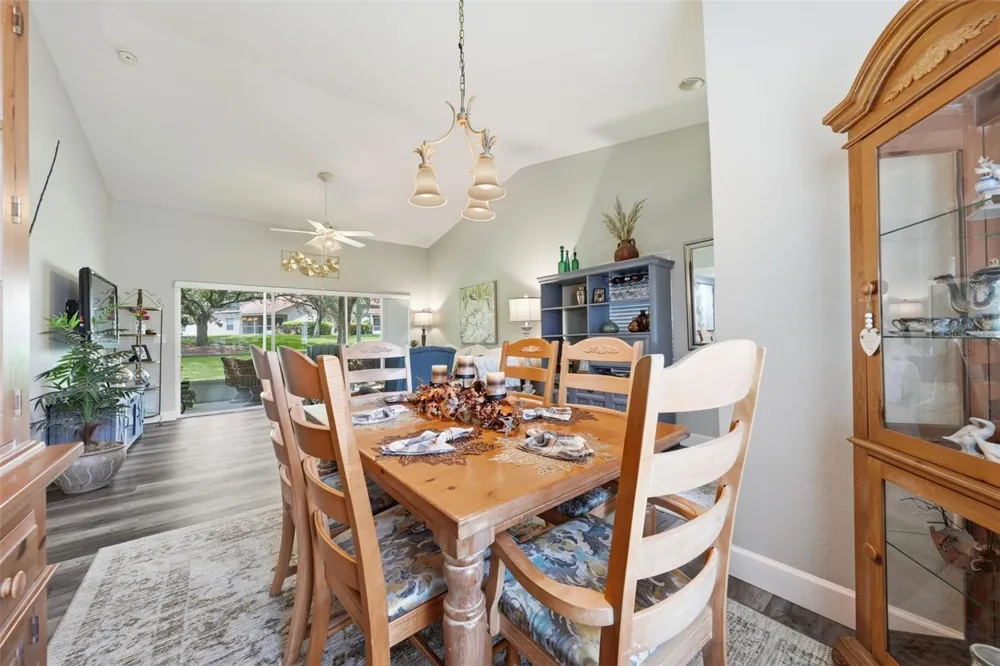 5418 COMPASS POINT Oxford, FL 34484