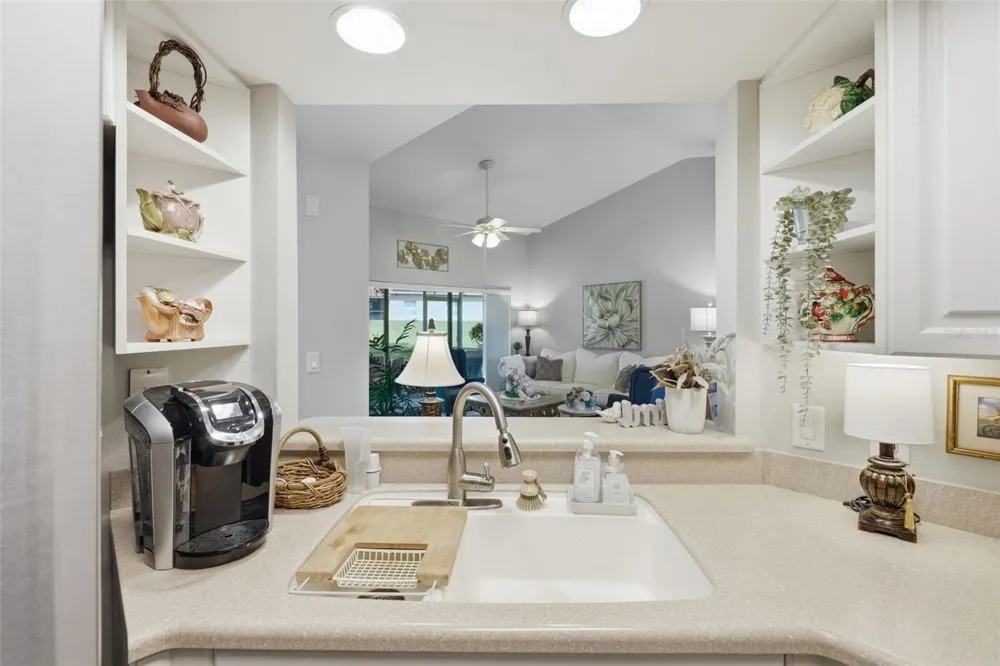 5418 COMPASS POINT Oxford, FL 34484