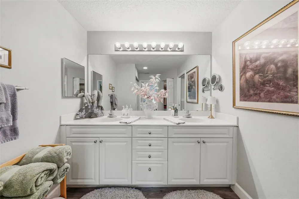 5418 COMPASS POINT Oxford, FL 34484