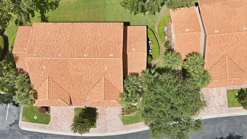 5418 COMPASS POINT Oxford, FL 34484