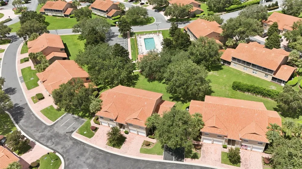5418 COMPASS POINT Oxford, FL 34484