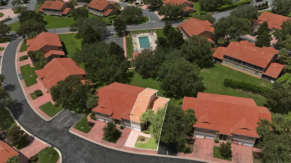5418 COMPASS POINT Oxford, FL 34484