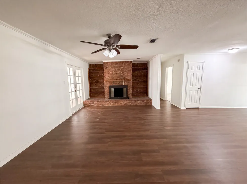 1014 Yvonne Drive Joshua, TX 76058