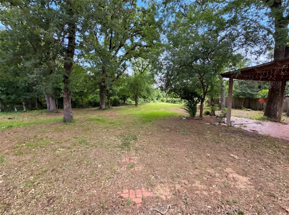 1014 Yvonne Drive Joshua, TX 76058