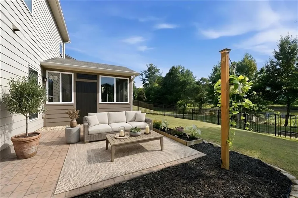2228 Lakeview Bend Way Buford, GA 30519