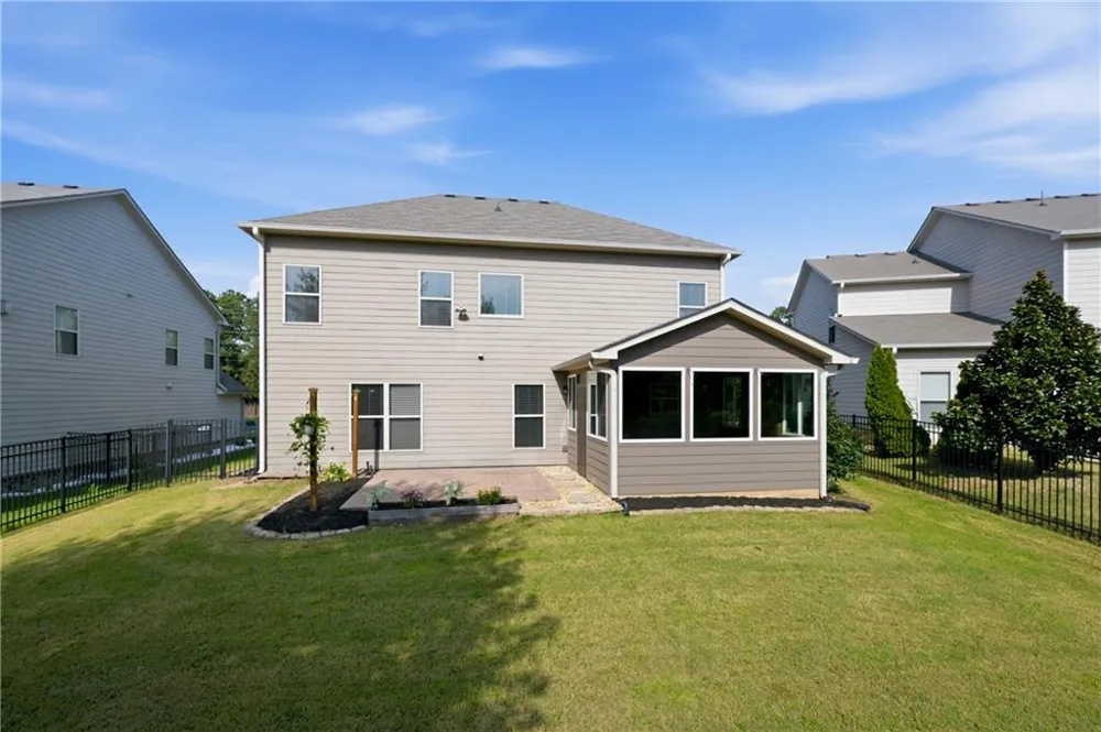 2228 Lakeview Bend Way Buford, GA 30519