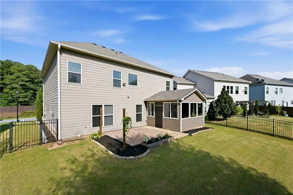 2228 Lakeview Bend Way Buford, GA 30519