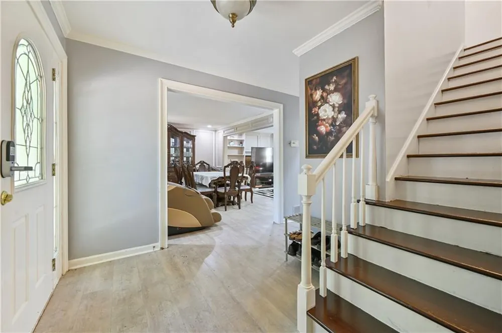 85 Shadow Lake Drive SW Lilburn, GA 30047