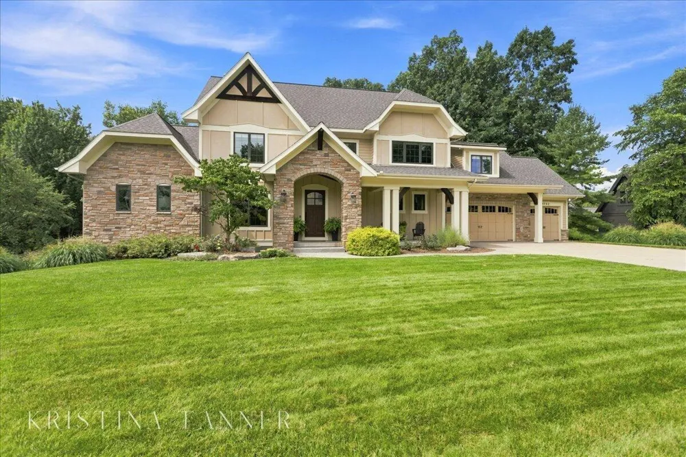 5782 Manchester Hills Drive SE Grand Rapids, MI 49546