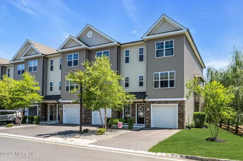2 Berkeley Crossings Way