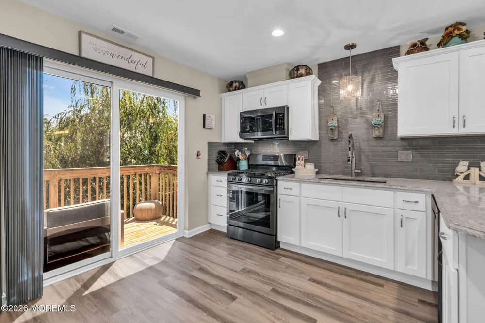2 Berkeley Crossings Way Bayville, NJ 08721