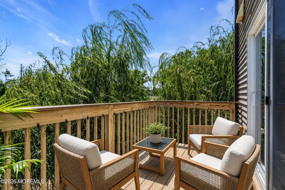 2 Berkeley Crossings Way Bayville, NJ 08721