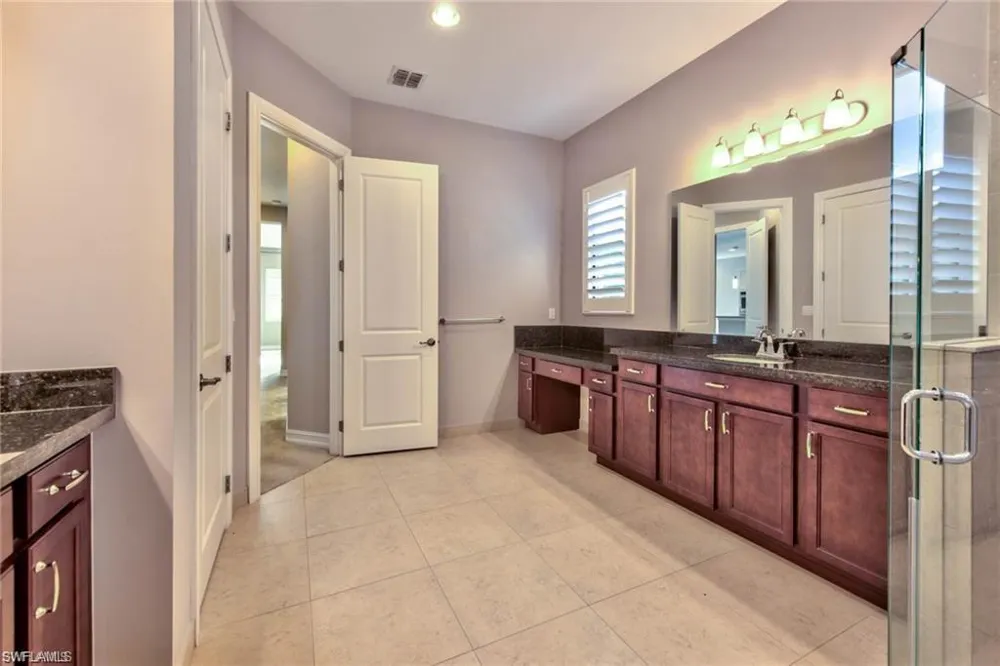 9336 Woodhurst Drive Naples, FL 34120