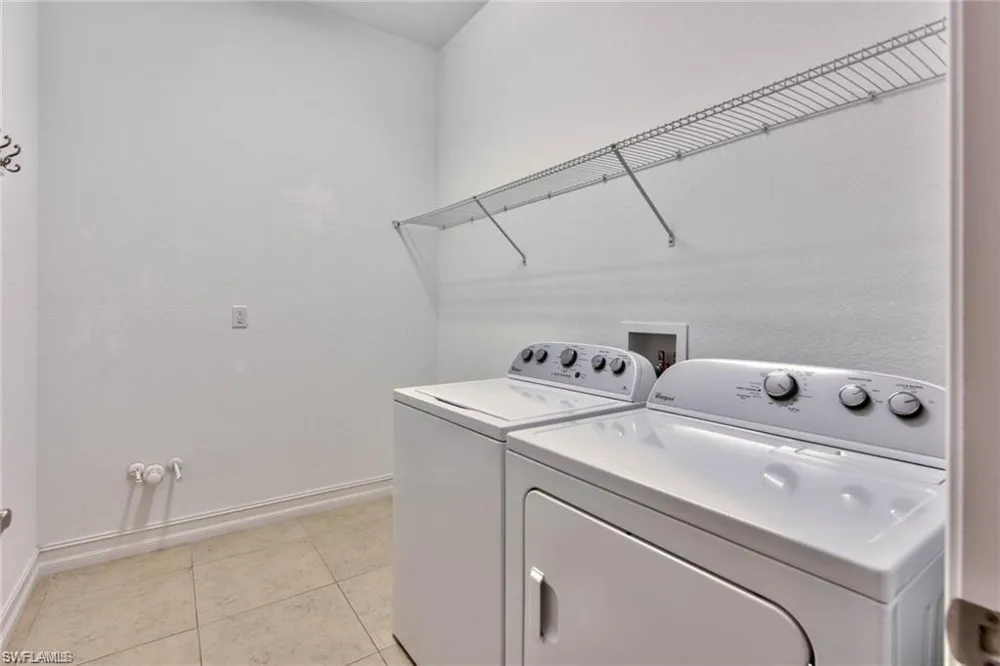9336 Woodhurst Drive Naples, FL 34120